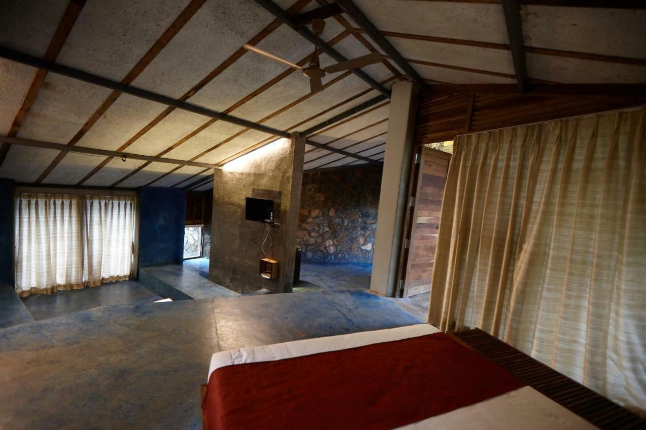 Lake View Forest Retreat, Kamshet Villa Nethersole Dam Esterno foto